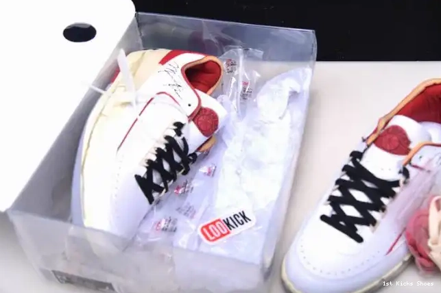 1st Kicks DJ4375-106 Retro 2 White SP Low Red Off-White Jordan 0501